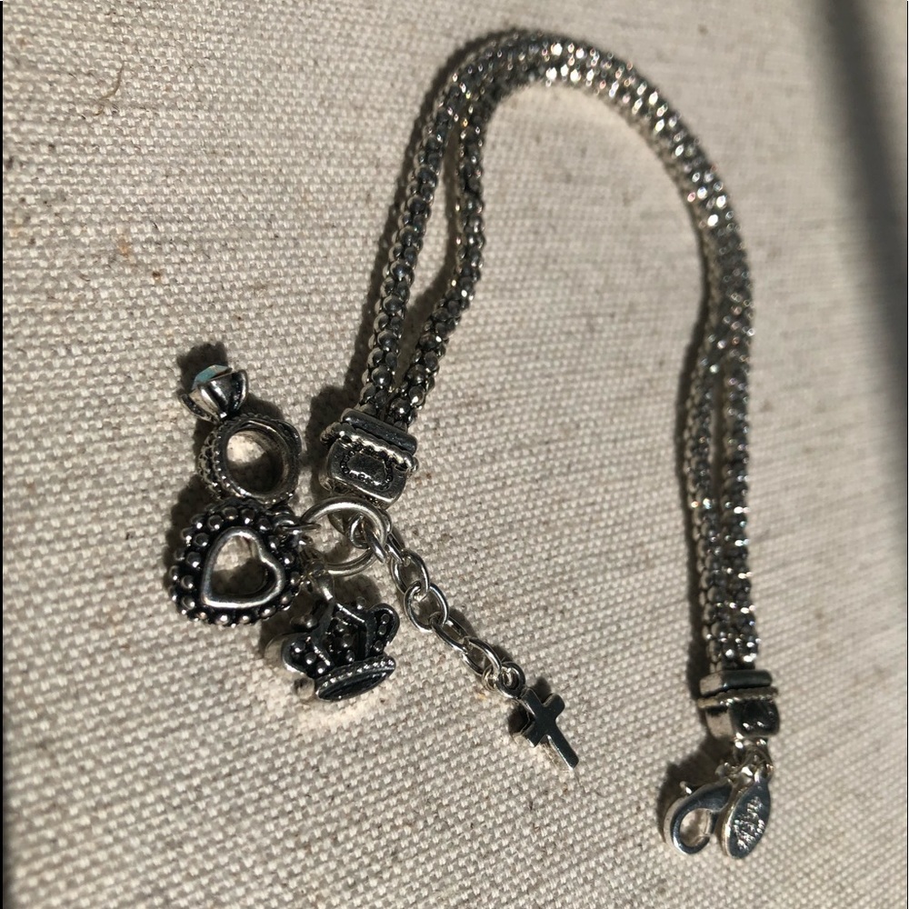 Premier Design silvertone bracelet